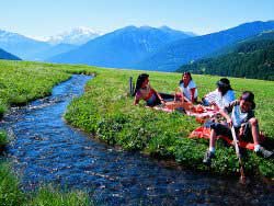 ferienwohnungen-nauders-familie-sommer